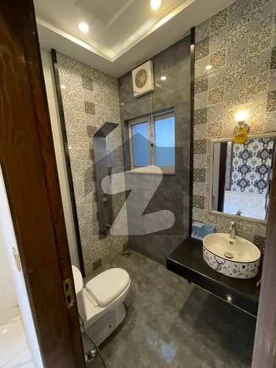 10 MARLA BRAND NEW HOUSE FOR SALE IN NARGIS BLOCK BAHRIA TOWN LAHORE