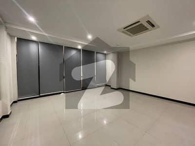 Semi Furnished 1800sqft 1st Floor Modern Office Space For Rent In Gulberg Ideal For IT Firms, Software Houses, Consultancies, And Multinational Setups.