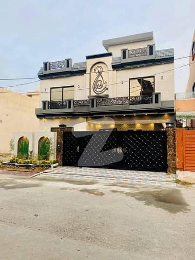 10 Marla Brand New Luxury House For Sale