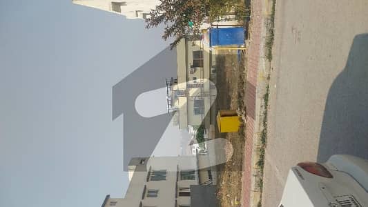 بحریہ ٹاؤن فیز 8 ۔ بلاک اے بحریہ ٹاؤن فیز 8,بحریہ ٹاؤن راولپنڈی,راولپنڈی میں 1 کنال رہائشی پلاٹ 2.05 کروڑ میں برائے فروخت۔