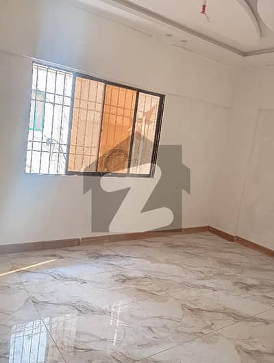 ڈی ایچ اے فیز 5 ڈی ایچ اے ڈیفینس,کراچی میں 4 مرلہ دفتر 1.35 کروڑ میں برائے فروخت۔