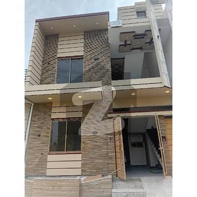 سیکٹر 31 ۔ پنجابی سوداگر سٹی فیز 2 سکیم 33 - سیکٹر 31,سکیم 33,کراچی میں 4 کمروں کا 5 مرلہ مکان 2.6 کروڑ میں برائے فروخت۔