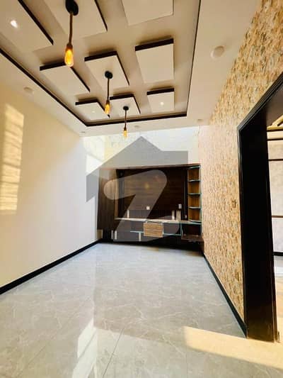 بحریہ انکلیو بحریہ ٹاؤن,اسلام آباد میں 3 کمروں کا 5 مرلہ مکان 2.35 کروڑ میں برائے فروخت۔