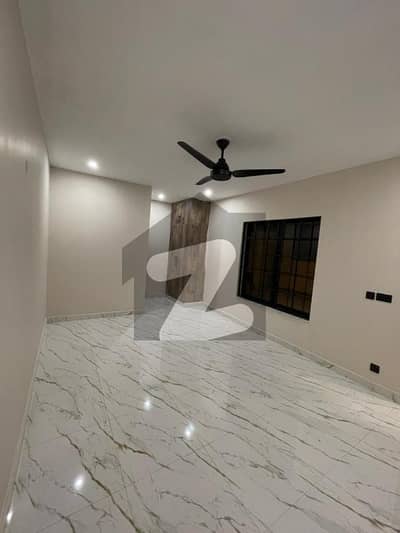 جی ۔ 13 اسلام آباد میں 2 کمروں کا 8 مرلہ بالائی پورشن 90.0 ہزار میں کرایہ پر دستیاب ہے۔