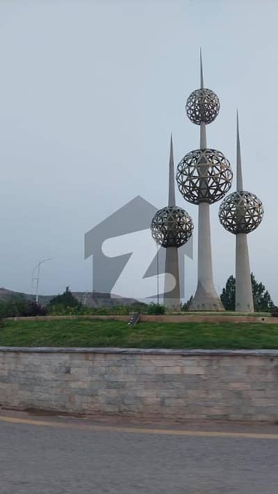 10 Marla Plot Available For Sale in DHA Ph 3 Sector B