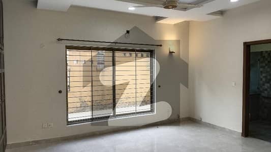 E-11/3 Lower Portion Separate Gate Servent Rooms 2-3 Car Parking