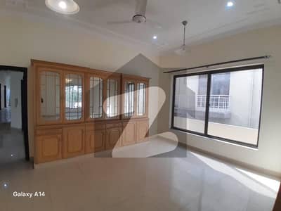 Like Brand 5 Bedrooms Independent House for Rent in F-7, Islamabad