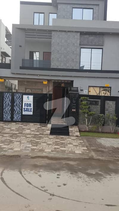 10 Marla Brand New House Available For Sale