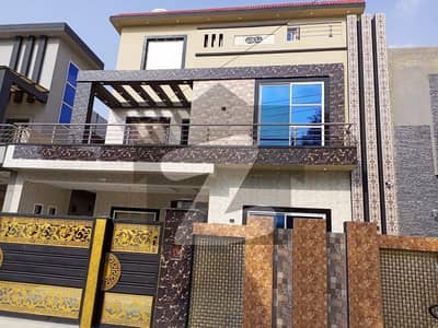 House In Central Park - Block G Sized 10 Marla Is Available