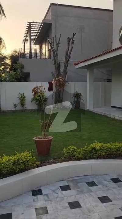 Double Storey 1 Kanal House Available In DHA Defence Phase 1 For rent