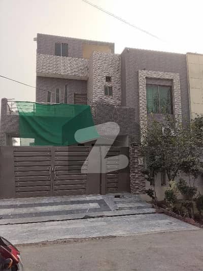 سینٹرل پارک ۔ بلاک جی سینٹرل پارک ہاؤسنگ سکیم,لاہور میں 5 کمروں کا 10 مرلہ مکان 2.5 کروڑ میں برائے فروخت۔