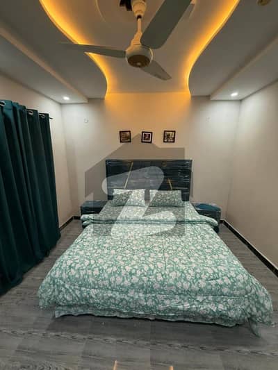 BEAUTIFULL FULLY FURNISHED BRAND NEW HOUSE FOR RENT IN DHA LAHORE