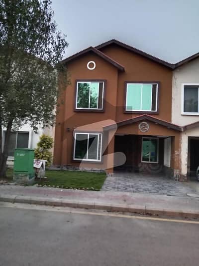 بحریہ ہومز بحریہ ٹاؤن سیکٹر ای,بحریہ ٹاؤن,لاہور میں 3 کمروں کا 6 مرلہ مکان 2.0 کروڑ میں برائے فروخت۔