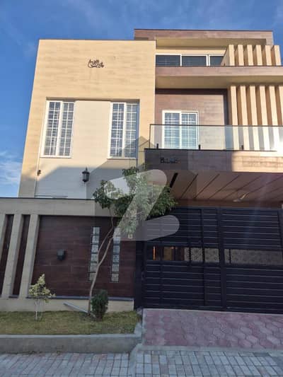 Luxurious 10 Marla Home For Sale In Kohistan Enclave