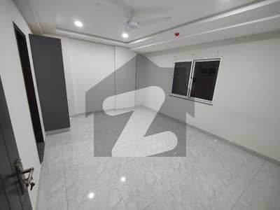 3 Bed Apartment Available For Rent