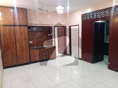 3 BED-DD FLAT (2ND FLOOR WITH ROOF TOP) AVAILABLE FOR RENT IN KINGS COTTAGES, BOUNDARY WALL PROJECT, BLOCK-7 GULISTAN-E-JAUHAR KARACHI