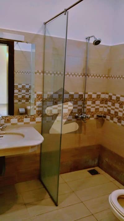 بحریہ انکلیو - سیکٹر سی بحریہ انکلیو,بحریہ ٹاؤن,اسلام آباد میں 5 کمروں کا 1 کنال مکان 2.6 لاکھ میں کرایہ پر دستیاب ہے۔