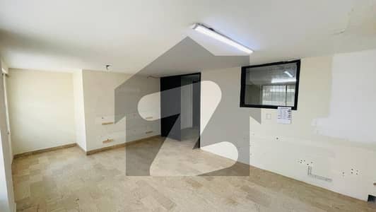 Office Available For Rent 1000 sq ft