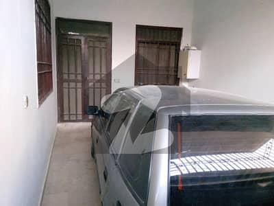 200 Square Yard House For Sell