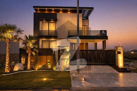 10-Marla Facing Park With Real Pics Modern Villa For Sale On 70ft Road In DHA