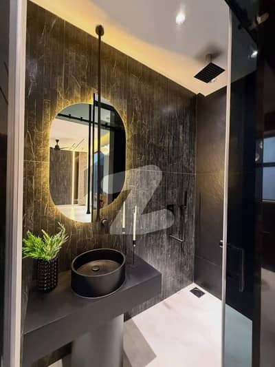 ایل ڈی اے ایوینیو لاہور میں 5 کمروں کا 5 مرلہ مکان 2.25 کروڑ میں برائے فروخت۔