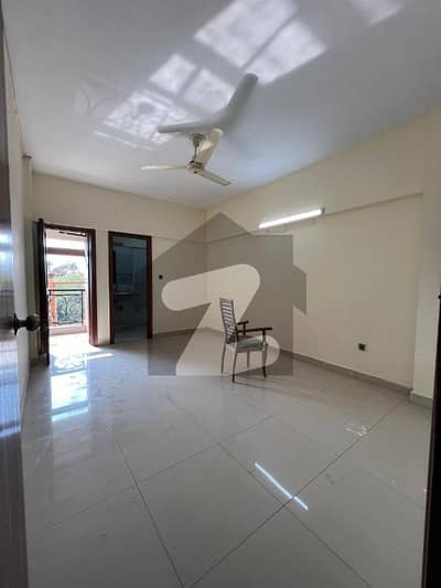 4 BEDROOM APARTMENT FOR RENT