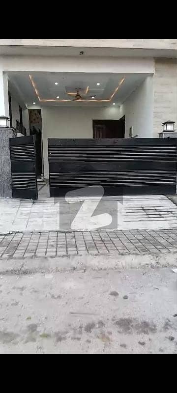 10 Marla brand ground portion available for rent