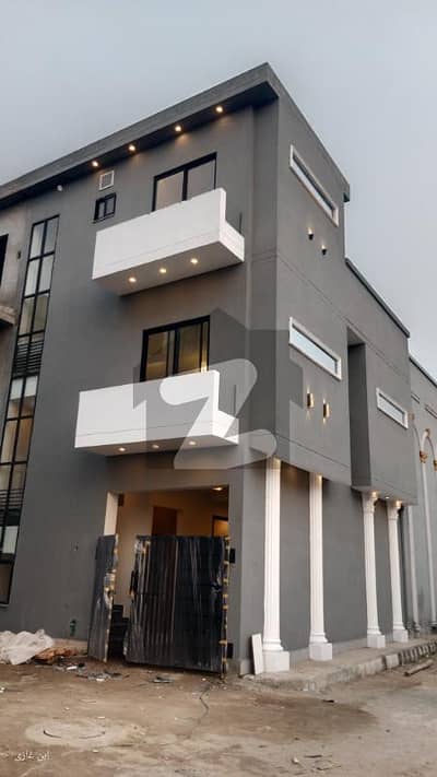 Hot Location House For Sale In 100 Lacs Only