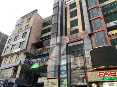 یونیورسٹی روڈ پشاور میں 1 مرلہ دکان 30.0 ہزار میں کرایہ پر دستیاب ہے۔