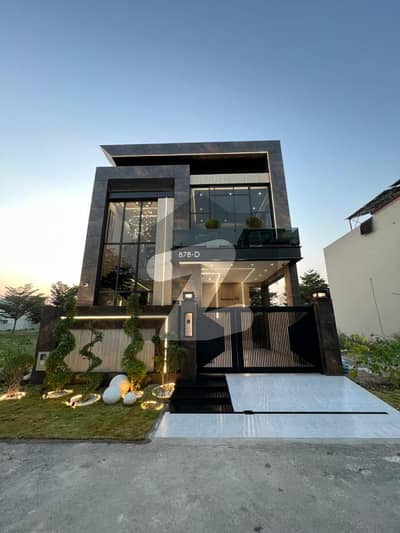 5 MARLA BRAND NEW ULTRA MODERN DESIGNER HOUSE ON BEST LOCATION FOR SALE