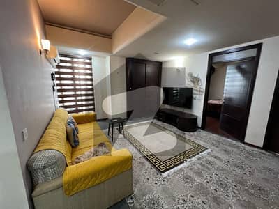 سلوراوکس اپارٹمنٹ ایف ۔ 10,اسلام آباد میں 3 کمروں کا 8 مرلہ فلیٹ 7.0 کروڑ میں برائے فروخت۔