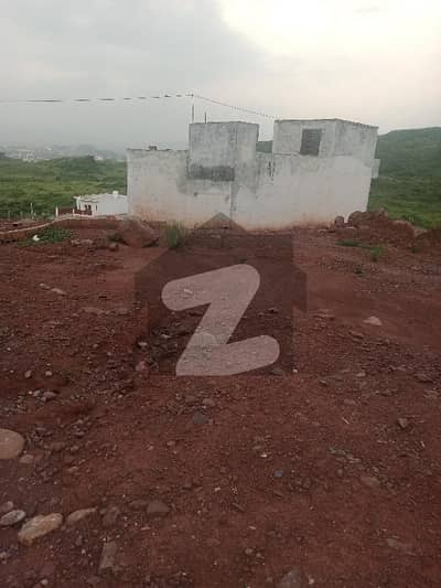 5 Marla Plot Available Near 3 Kilometer Imran Khan House