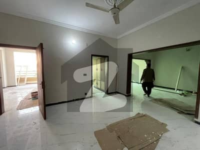 آئی ۔ 8 اسلام آباد میں 7 کمروں کا 14 مرلہ مکان 4.0 لاکھ میں کرایہ پر دستیاب ہے۔