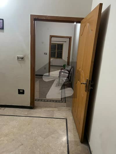 والٹن روڈ لاہور میں 3 کمروں کا 3 مرلہ مکان 1.2 کروڑ میں برائے فروخت۔