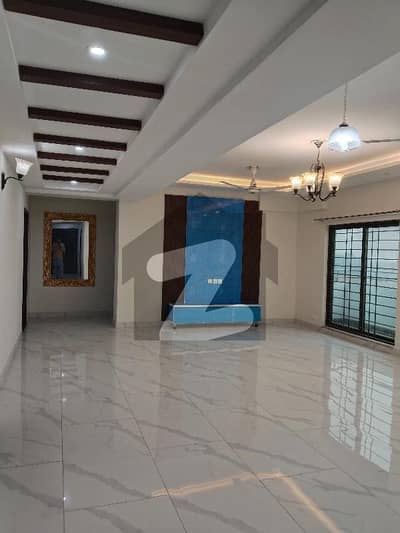 3 Floor 3 Bed Room Apartments For Rent in Askari 11 Lahore