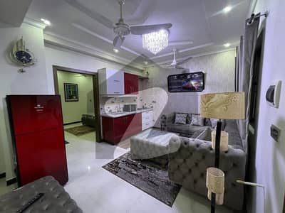 1 Bed Furnished Apartments Available For Rent In Makkah Tower