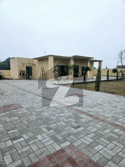 A 3 Kanal Farm House Is Up For Grabs In Bedian Road