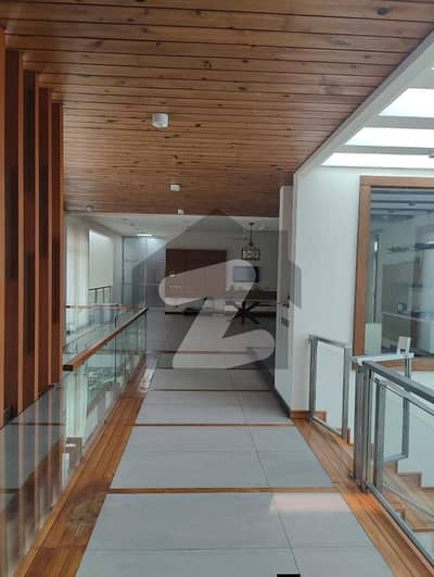 1000YARDS MOST LUXURIOUS AND ARCHITECTURE ULTRA MODERN STYLE DOUBLE STORY BUNGALOW FOR SELL IN DHA PHASE 6. OFF MAHAFIZ