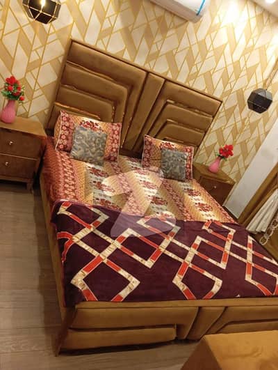 بحریہ ٹاؤن سیکٹر ای بحریہ ٹاؤن,لاہور میں 1 کمرے کا 5 مرلہ فلیٹ 50.0 ہزار میں کرایہ پر دستیاب ہے۔