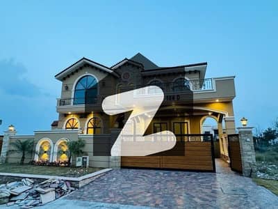 ڈی ۔ 12 اسلام آباد میں 9 کمروں کا 1 کنال مکان 26.0 کروڑ میں برائے فروخت۔