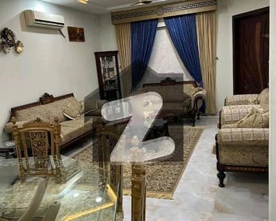 ڈی ۔ 12 اسلام آباد میں 9 کمروں کا 1 کنال مکان 25.6 کروڑ میں برائے فروخت۔