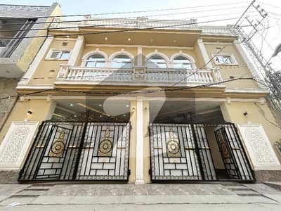 1000 Square Feet House In Cavalry Ground For sale