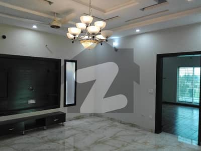 Wapda Town Phase 1 Lower Portion Sized 10 Marla For Rent