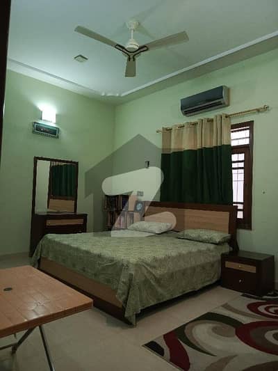 گلستانِ جوہر کراچی میں 6 کمروں کا 13 مرلہ مکان 7.25 کروڑ میں برائے فروخت۔