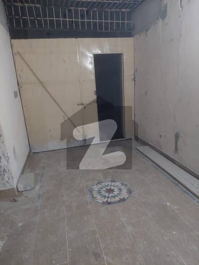 ڈیفینس ویو فیز 2 ڈیفینس ویو سوسائٹی,کراچی میں 4 کمروں کا 5 مرلہ مکان 1.0 لاکھ میں کرایہ پر دستیاب ہے۔