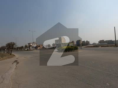 8 Marla Commercial Plot On Main Boulevard For Sale
