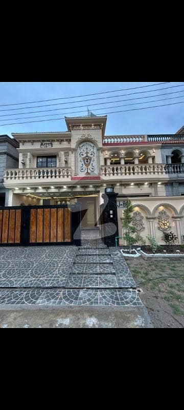9 Marla Ultra Luxurious Designer House For Sale In Buch Executive Villas Multan