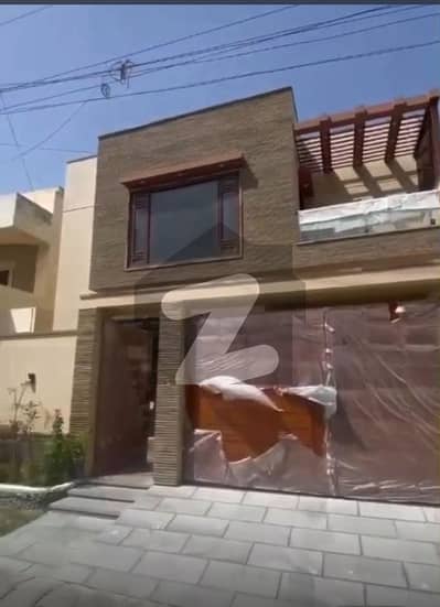 Prime Location DHA Phase 8 House Sized 500 Square Yards Is Available Prime Location DHA Phase 8 House Sized 500 Square Yards Is Available