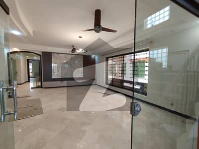 Extra Land+ Park Face 24 Marla House For Sale In Bahria Town Phase 3