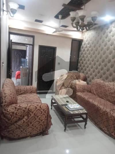 فیڈرل بی ایریا ۔ بلاک 14 فیڈرل بی ایریا,کراچی میں 8 کمروں کا 5 مرلہ مکان 5.5 کروڑ میں برائے فروخت۔